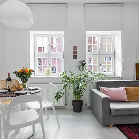 Maya's Flats & 37 - Piwna Gdańsk