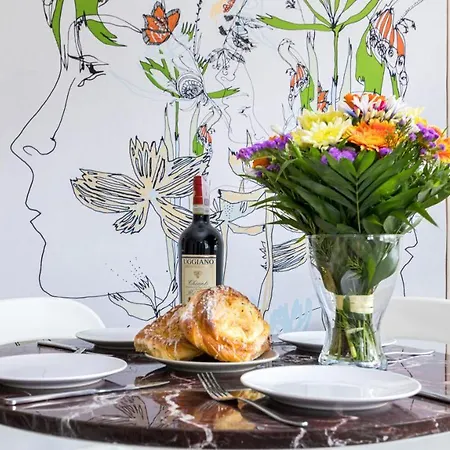 Maya's Flats & 37 - Piwna * غدانسك