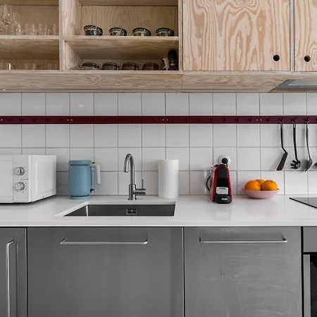 Maya's Flats & 37 - Piwna