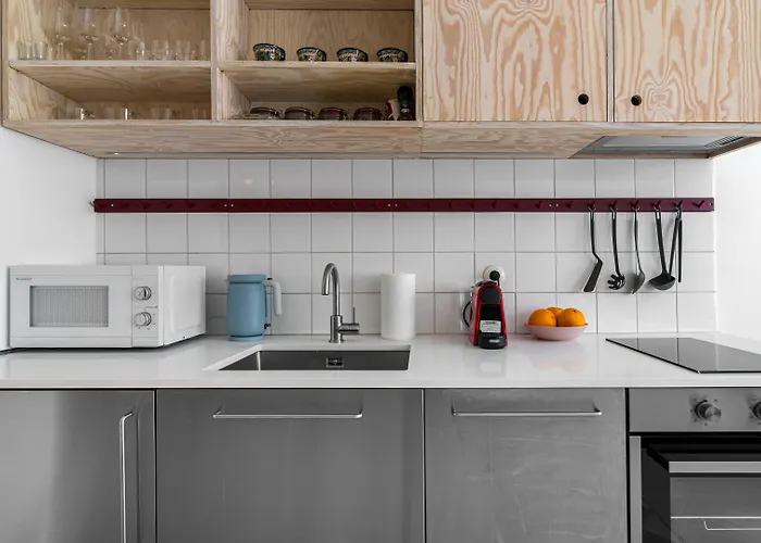 Maya's Flats & 37 - Piwna